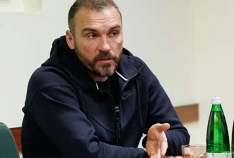 Директор “Луцькспецкомунтранса” володіє горіховим садом і елітним будинком