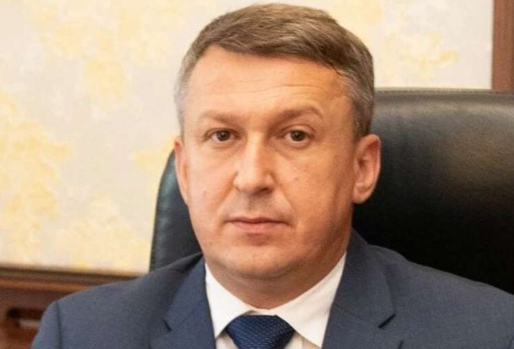 НАБУ встановило факт отримання хабарів колишнім керівником Івано-Франківської прокуратури