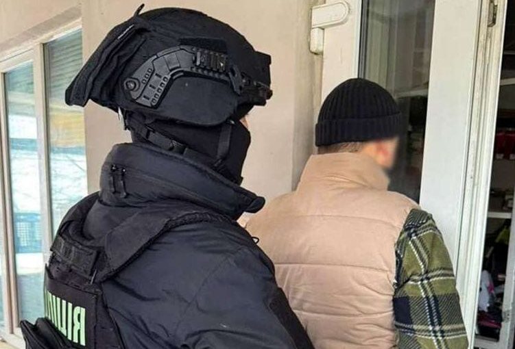 Зловмисник вимагав гроші за оформлення інвалідності