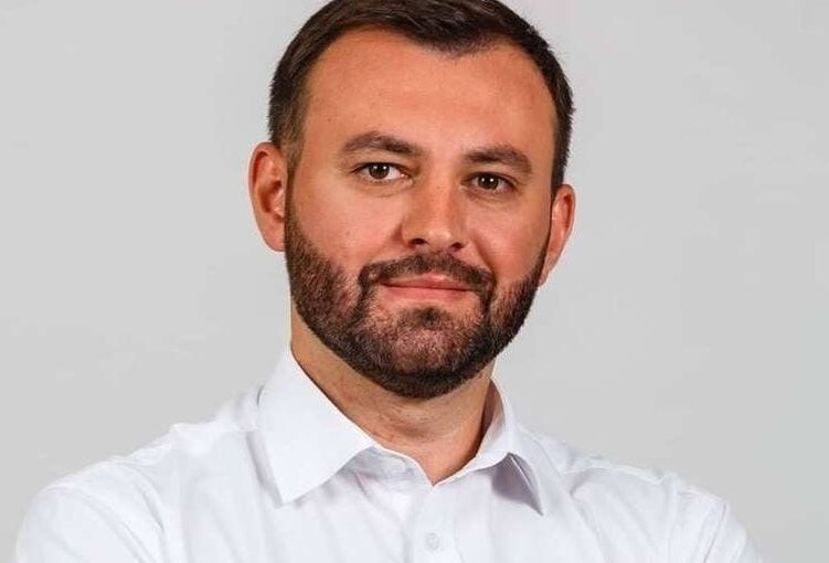 Інспектор Держаудитслужби придбав позашляховик високої комплектації