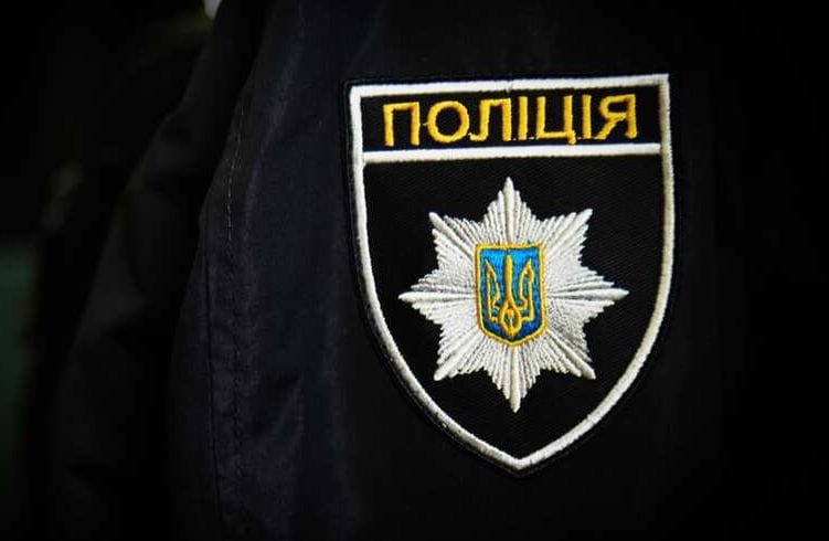 Столичний комфорт на маминій зарплаті: слідчий Педорич “безкоштовно” живе в елітній квартирі матері-держслужбовиці