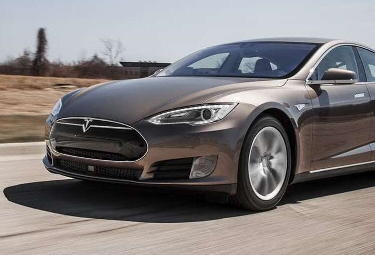 Електрокар за міркуючу ціну: Декларація чиновника з Ірпеня