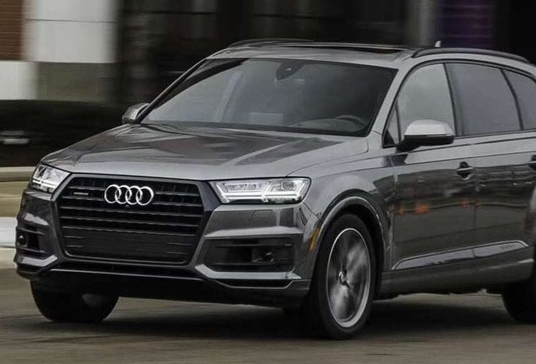 Прокурор із Запоріжжя придбав дорогий автомобіль