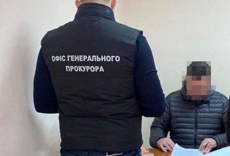 Заступникам голів СБУ оголошено підозру за вимагання хабарів