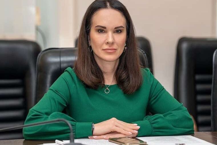 Нові деталі розмов Микитася та Мудрої щодо авто
