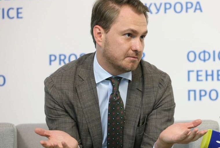 Порушення процедури при врученні підозр: деталі від Ярослава Железняка