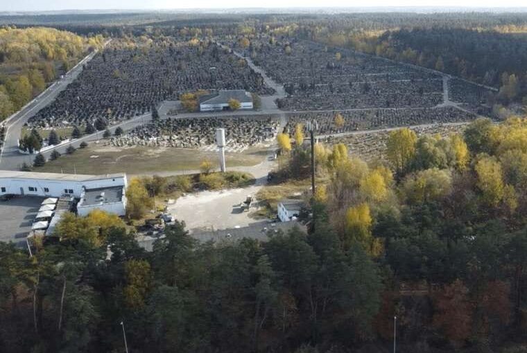 Мінветеранів за Кіма віддало 879 млн грн на меморіал без торгів
